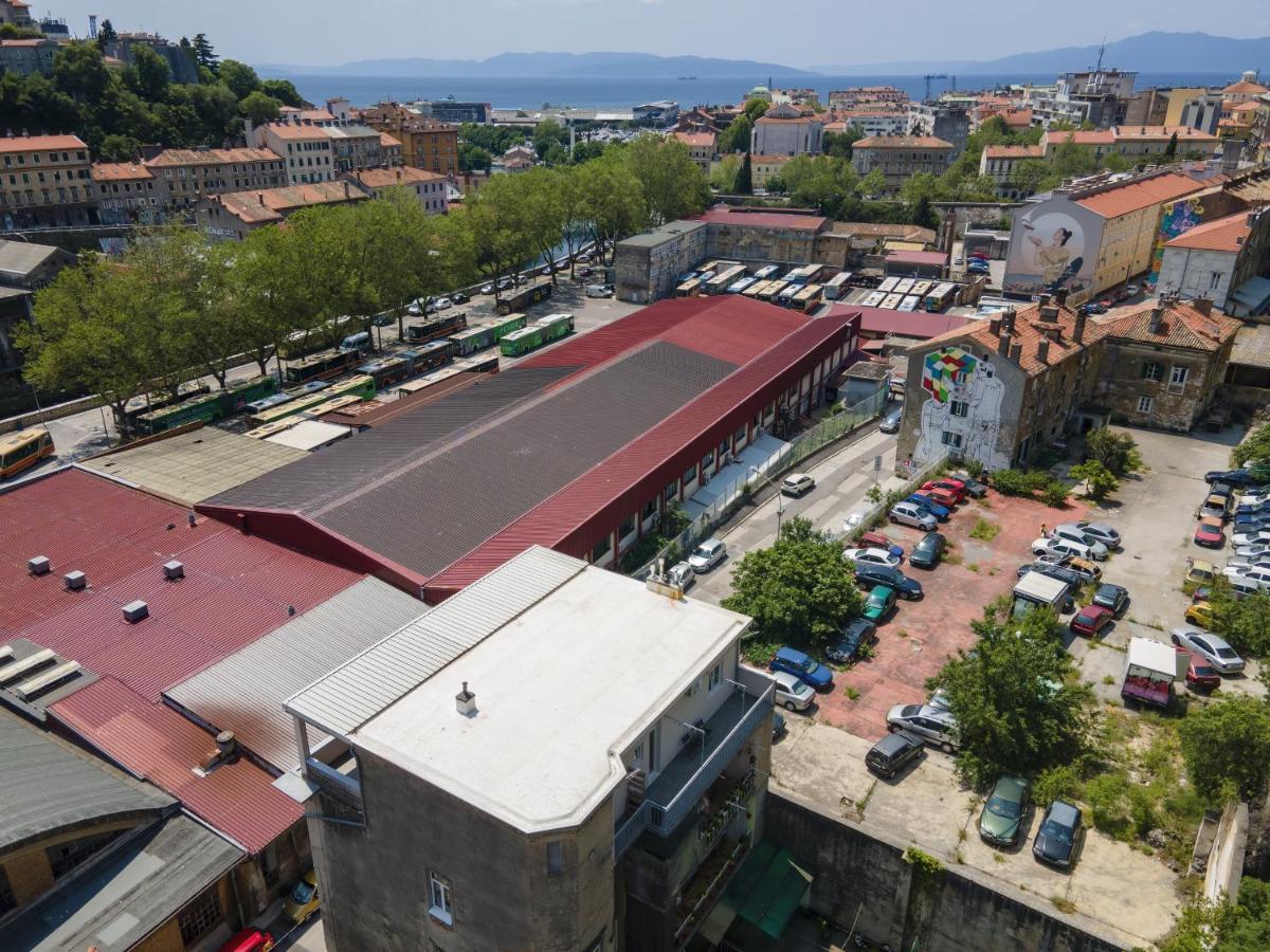 Stunning Apartment In Quiet Street Near Center With Free Parking 4 Floor Риека Экстерьер фото